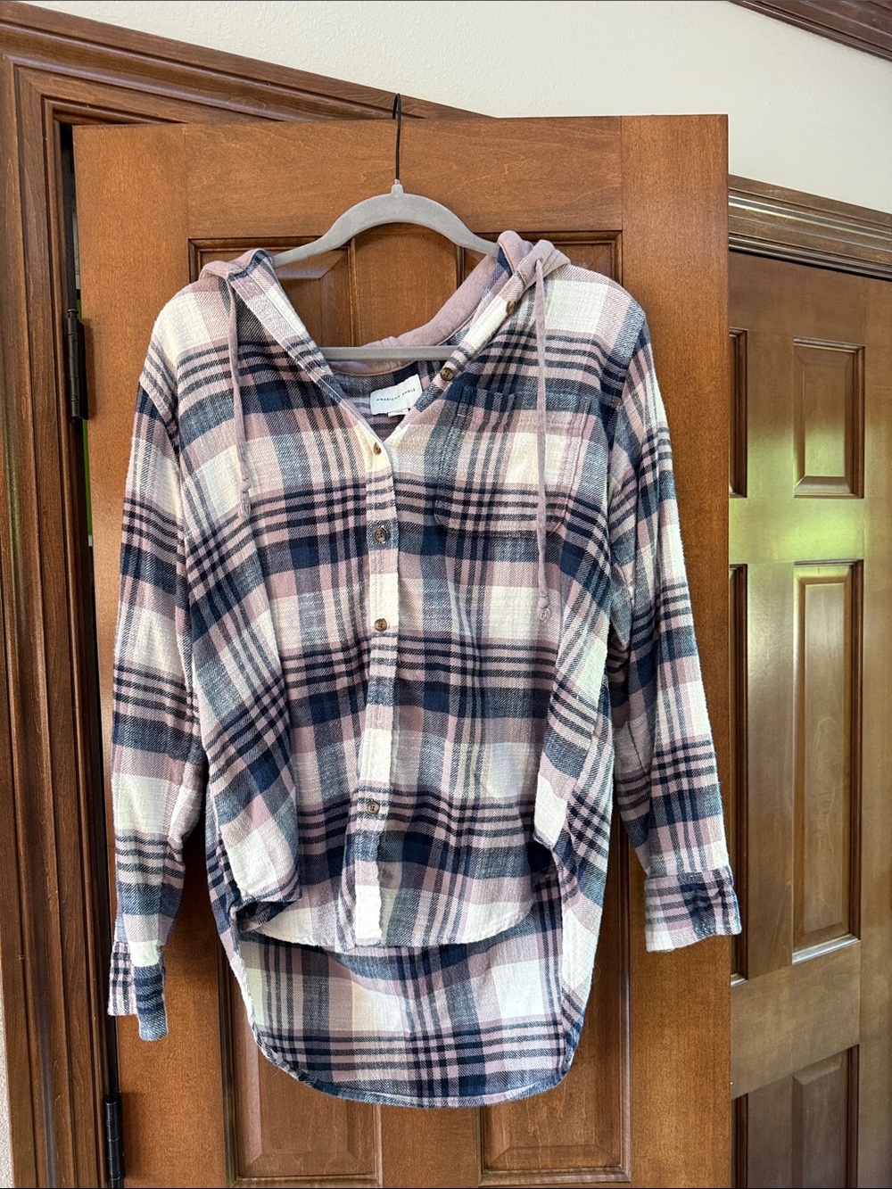 American Eagle Pink, Navy & White Plaid Hooded Shirt